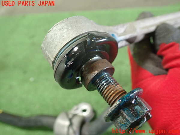 1UPJ-36625440]ベンツ CLS350 C218(218359)フロントスタビライザー 中古_m0003.jpg