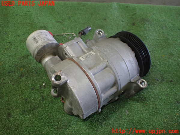 1UPJ-36626025]ベンツ CLS350 C218(218359)エアコンコンプレッサー 中古_m0004.jpg