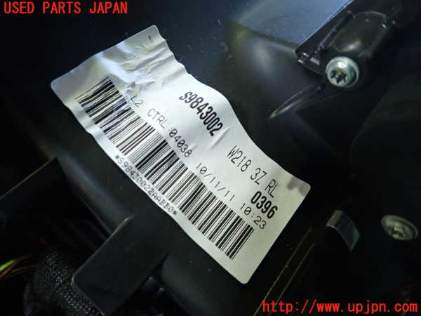 1UPJ-36626081]ベンツ CLS350 C218(218359)エバポレーター1 中古_m0002.jpg