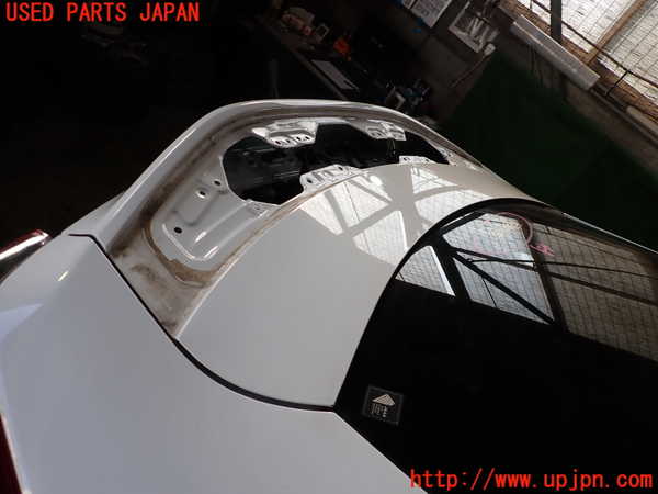 5UPJ-36641500]レクサス・RC F(USC10)トランク 中古_m0003.jpg