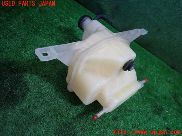 1UPJ-36642410]レクサス・RC F(USC10)ラジエータータンク 中古_m0002.jpg
