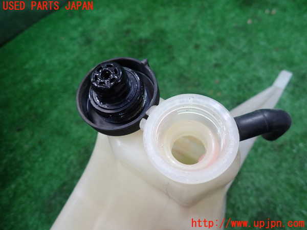 1UPJ-36642410]レクサス・RC F(USC10)ラジエータータンク 中古_m0003.jpg