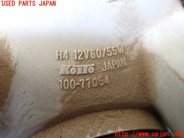 1UPJ-36661130]ハイエースワゴン100系(KZH100G)右ヘッドライト ハロゲン 中古_m0004.jpg