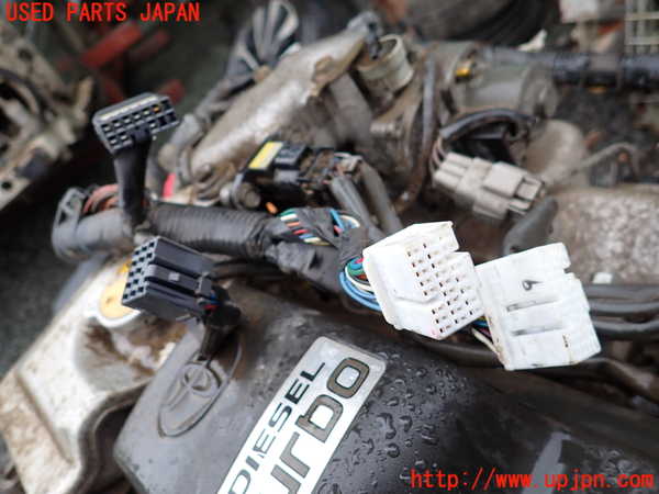 1UPJ-36662010]ハイエースワゴン100系(KZH100G)エンジン 1KZ-TE 中古_m0003.jpg