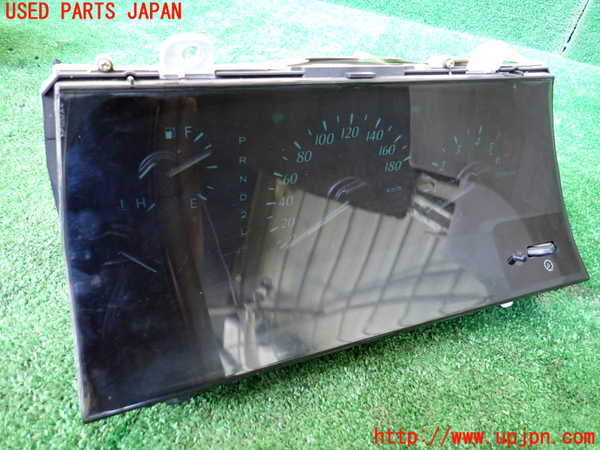 1UPJ-36666170]ハイエースワゴン100系(KZH100G)スピードメーター 中古_m0001.jpg
