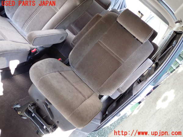 1UPJ-36667175]ハイエースワゴン100系(KZH100G)左2列目シート 中古_m0001.jpg