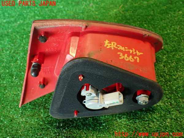 2UPJ-36671552]アルファロメオ・147 GTA(937AXL)左リアフィニッシャー 中古_m0002.jpg