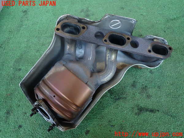 2UPJ-36672041]アルファロメオ・147 GTA(937AXL)エキマニ1 (触媒 マニバーター) 中古_m0002.jpg