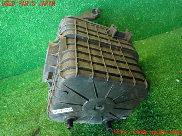 2UPJ-36672560]アルファロメオ・147 GTA(937AXL)エアクリーナーボックス 中古_m0002.jpg
