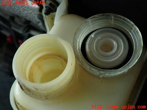 2UPJ-36674050]アルファロメオ・147 GTA(937AXL)ブレーキマスターシリンダー 中古_m0003.jpg