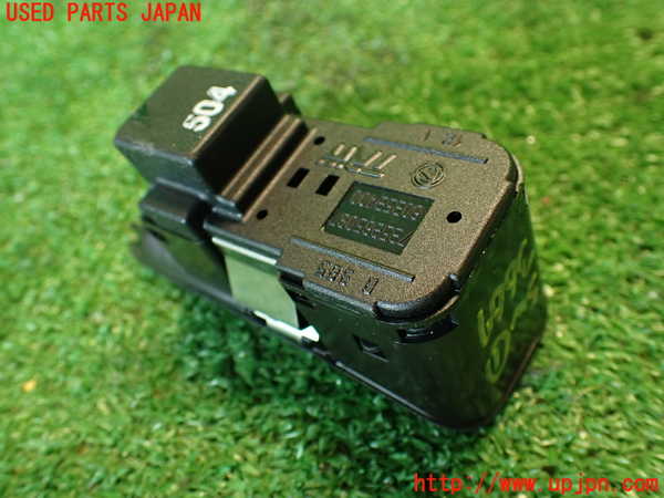 2UPJ-36676306]アルファロメオ・147 GTA(937AXL)スイッチ1 (ASR OFF) 中古_m0002.jpg