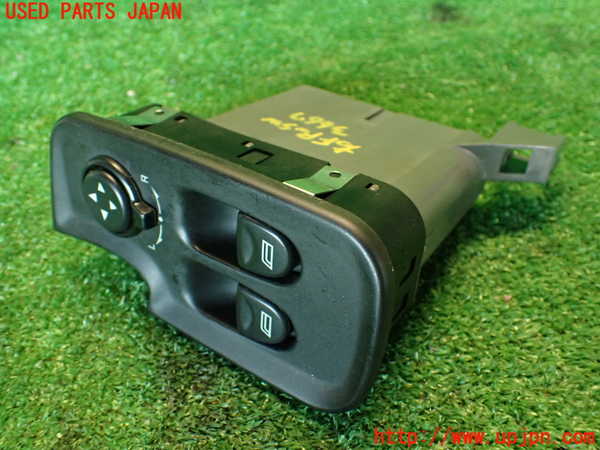 2UPJ-36676240]アルファロメオ・147 GTA(937AXL)右パワーウィンドウスイッチ 中古_m0001.jpg