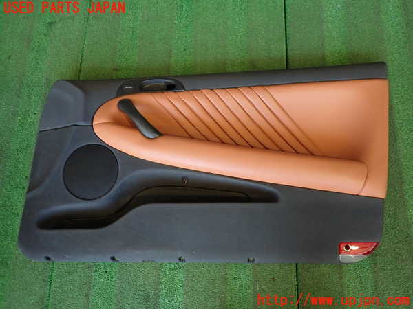 2UPJ-36671234]アルファロメオ・147 GTA(937AXL)右前ドア内張り 中古_m0001.jpg