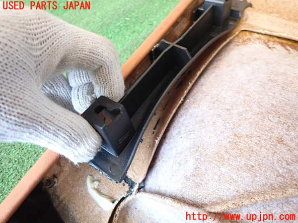 2UPJ-36671234]アルファロメオ・147 GTA(937AXL)右前ドア内張り 中古_m0005.jpg