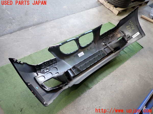 2UPJ-36681010]BMW 525i(NU25)(E60)フロントバンパー 中古_m0005.jpg