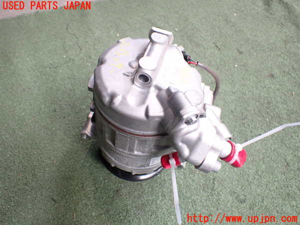 2UPJ-36686025]BMW 525i(NU25)(E60)エアコンコンプレッサー 中古_m0001.jpg