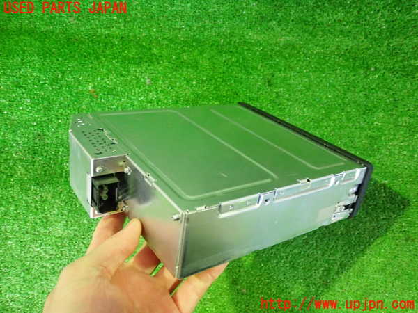 2UPJ-36686505]BMW 525i(NU25)(E60)CDチェンジャー 中古_m0003.jpg