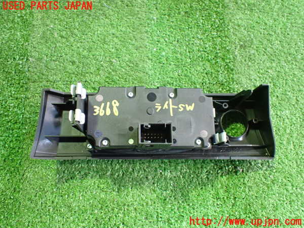 2UPJ-36686285]BMW 525i(NU25)(E60)ライトスイッチ 中古_m0002.jpg