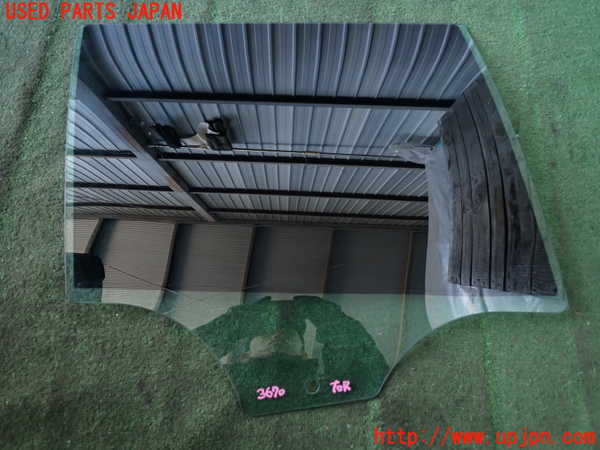 2UPJ-36701298]BMW 523d ツーリング F11(MX20)右後ドアガラス 中古 AGC M25 43R-00049_m0001.jpg