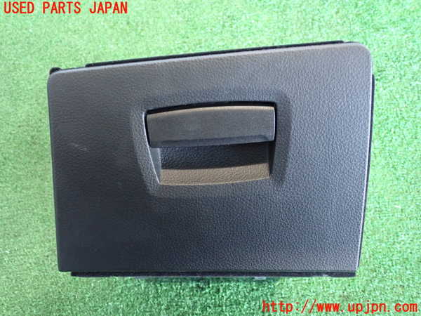 2UPJ-36707841]BMW 523d ツーリング F11(MX20)小物入れ1 中古_m0001.jpg