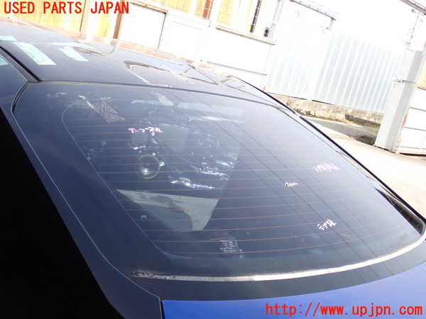 2UPJ-36711560]GR86(BRZ)(ZN8)リアガラス 中古(43R-006702 M28.08.)_m0002.jpg