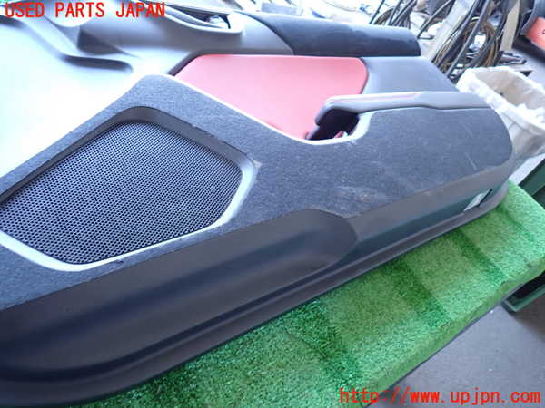2UPJ-36711234]GR86(BRZ)(ZN8)右ドア内張り 中古_m0002.jpg