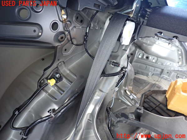 2UPJ-36717155]GR86(BRZ)(ZN8)右2列目シートベルト 中古_m0001.jpg