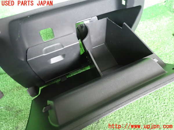 2UPJ-36727516]DSオートモビルズ・DS 3(DS3 クロスバック)(D34HN05)グローブボックス1 中古_m0003.jpg