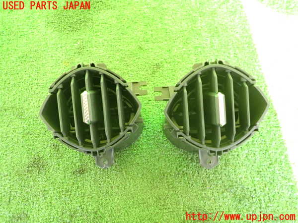 2UPJ-36727526]DSオートモビルズ・DS 3(DS3 クロスバック)(D34HN05)エアコン吹き出し口1(真中) 中古_m0001.jpg