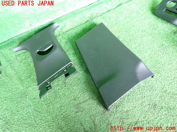 2UPJ-36727665]DSオートモビルズ・DS 3(DS3 クロスバック)(D34HN05)右センターピラートリム 中古_m0001.jpg