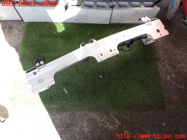 2UPJ-36731014]DSオートモビルズ・DS 3(DS3 クロスバック)(D34HN05)フロントバンパーホースメント 中古_m0001.jpg