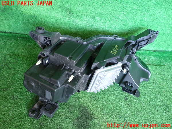 2UPJ-36731130]DSオートモビルズ・DS 3(DS3 クロスバック)(D34HN05)右ヘッドライト LED 中古_m0002.jpg