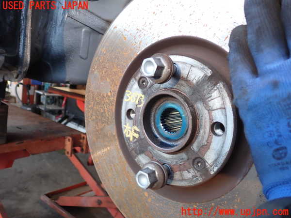 2UPJ-36734290]DSオートモビルズ・DS 3(DS3 クロスバック)(D34HN05)右フロントナックルハブ 中古_m0002.jpg