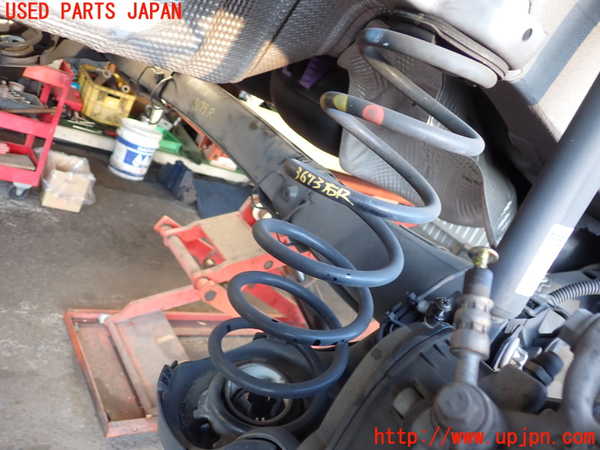 2UPJ-36735100]DSオートモビルズ・DS 3(DS3 クロスバック)(D34HN05)右リアスプリング 中古_m0001.jpg