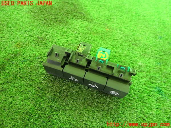 2UPJ-36736307]DSオートモビルズ・DS 3(DS3 クロスバック)(D34HN05)スイッチ2 (レーンキープ等) 中古_m0002.jpg