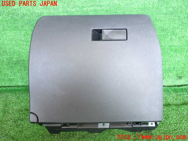 2UPJ-36737516]DSオートモビルズ・DS 3(DS3 クロスバック)(D34HN05)グローブボックス1 中古_m0001.jpg