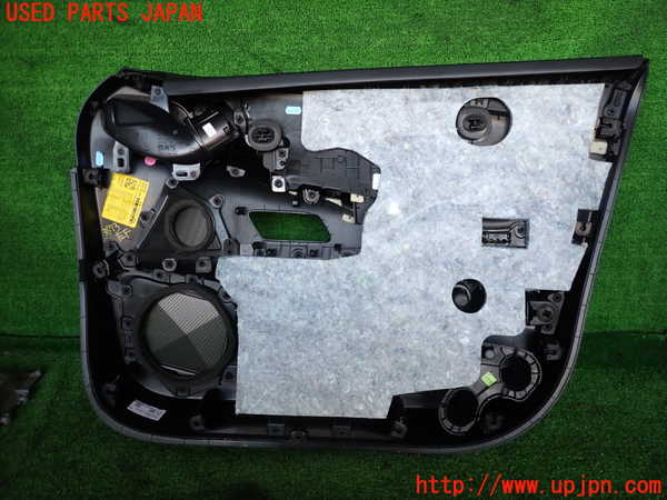 2UPJ-36731264]DSオートモビルズ・DS 3(DS3 クロスバック)(D34HN05)左前ドア内張り 中古_m0002.jpg