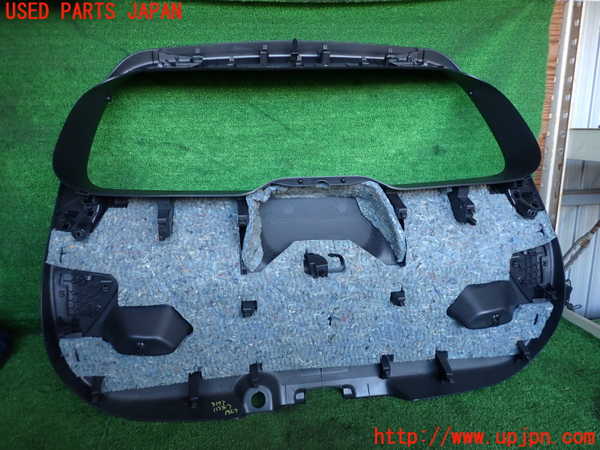 2UPJ-36731578]DSオートモビルズ・DS 3(DS3 クロスバック)(D34HN05)バックドア内張り 中古_m0002.jpg