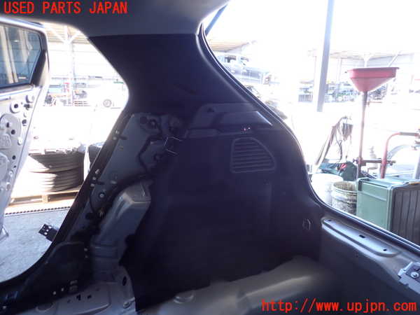 2UPJ-36737675]DSオートモビルズ・DS 3(DS3 クロスバック)(D34HN05)右リアピラートリム 中古_m0001.jpg