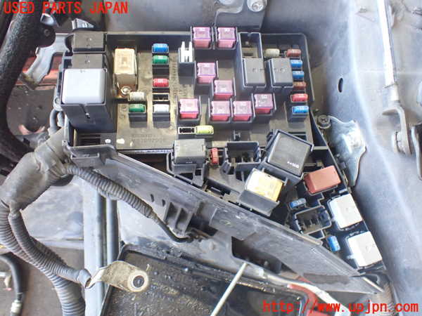 2UPJ-36746741]インプレッサ WRX-STi(GVF)ヒューズボックス1(EGルーム内助手席側) 中古_m0003.jpg