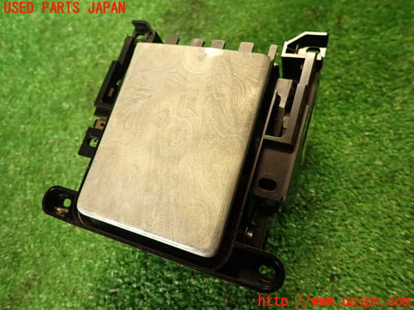 2UPJ-36757810]レクサス・IS F(USE20)ドリンクホルダー 中古_m0001.jpg