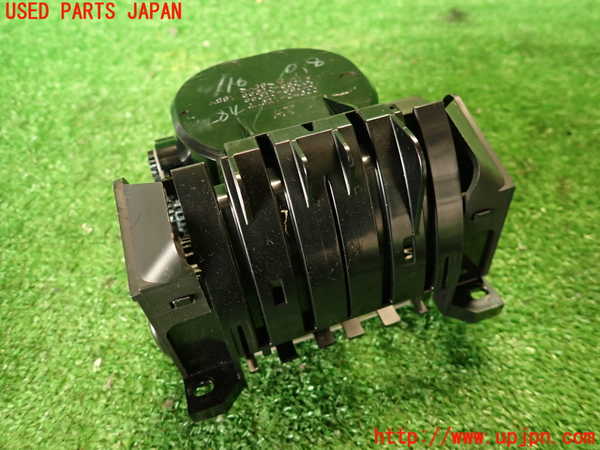 2UPJ-36757810]レクサス・IS F(USE20)ドリンクホルダー 中古_m0003.jpg