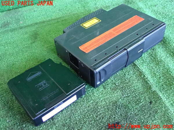 2UPJ-36786505]BMW 320i クーペ(WA20)(E92)CDチェンジャー 中古_m0001.jpg