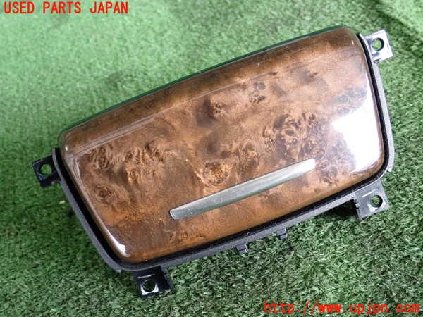 2UPJ-36787822]BMW 320i クーペ(WA20)(E92)灰皿2 中古_m0001.jpg