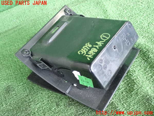 2UPJ-36787841]BMW 320i クーペ(WA20)(E92)小物入れ1 中古_m0003.jpg