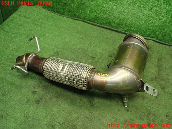 1UPJ-36802661]BMW 218i アクティブツアラー U06(62BX15)触媒1 中古_m0002.jpg