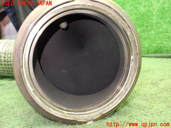 1UPJ-36802661]BMW 218i アクティブツアラー U06(62BX15)触媒1 中古_m0004.jpg