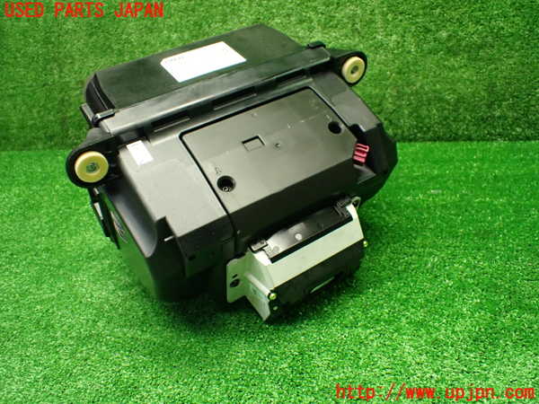 1UPJ-36806239]BMW 218i アクティブツアラー U06(62BX15)メーター・その他 中古_m0003.jpg