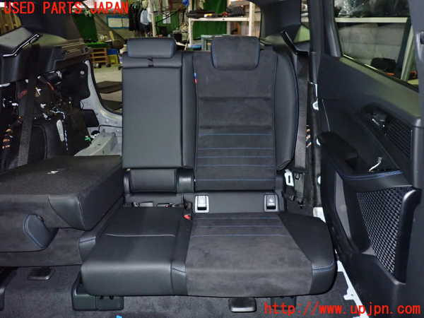 1UPJ-36807435]BMW 218i アクティブツアラー U06(62BX15)左リアシート 中古_m0001.jpg