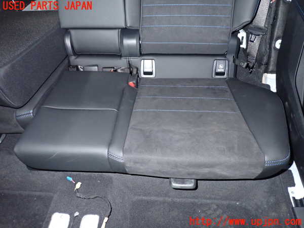 1UPJ-36807435]BMW 218i アクティブツアラー U06(62BX15)左リアシート 中古_m0002.jpg